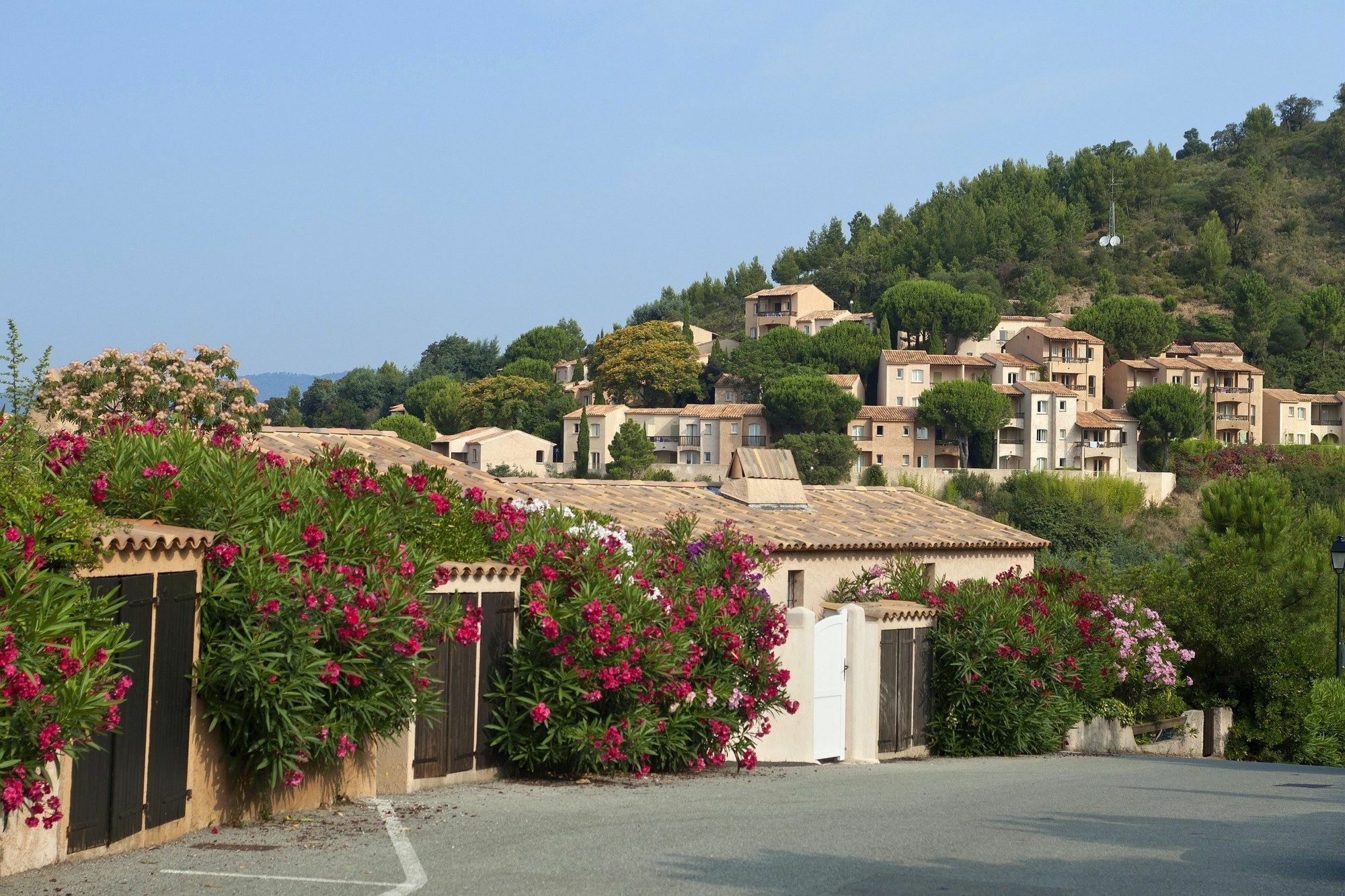 Residence Pierre & Vacances Les Terrasses Des Issambres Les Issambres Eksteriør billede