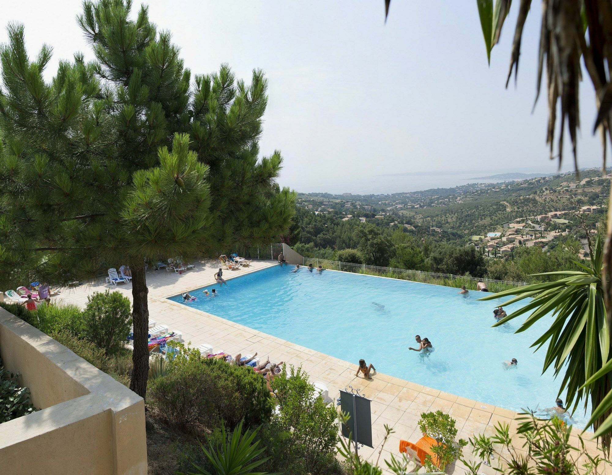 Residence Pierre & Vacances Les Terrasses Des Issambres Les Issambres Eksteriør billede