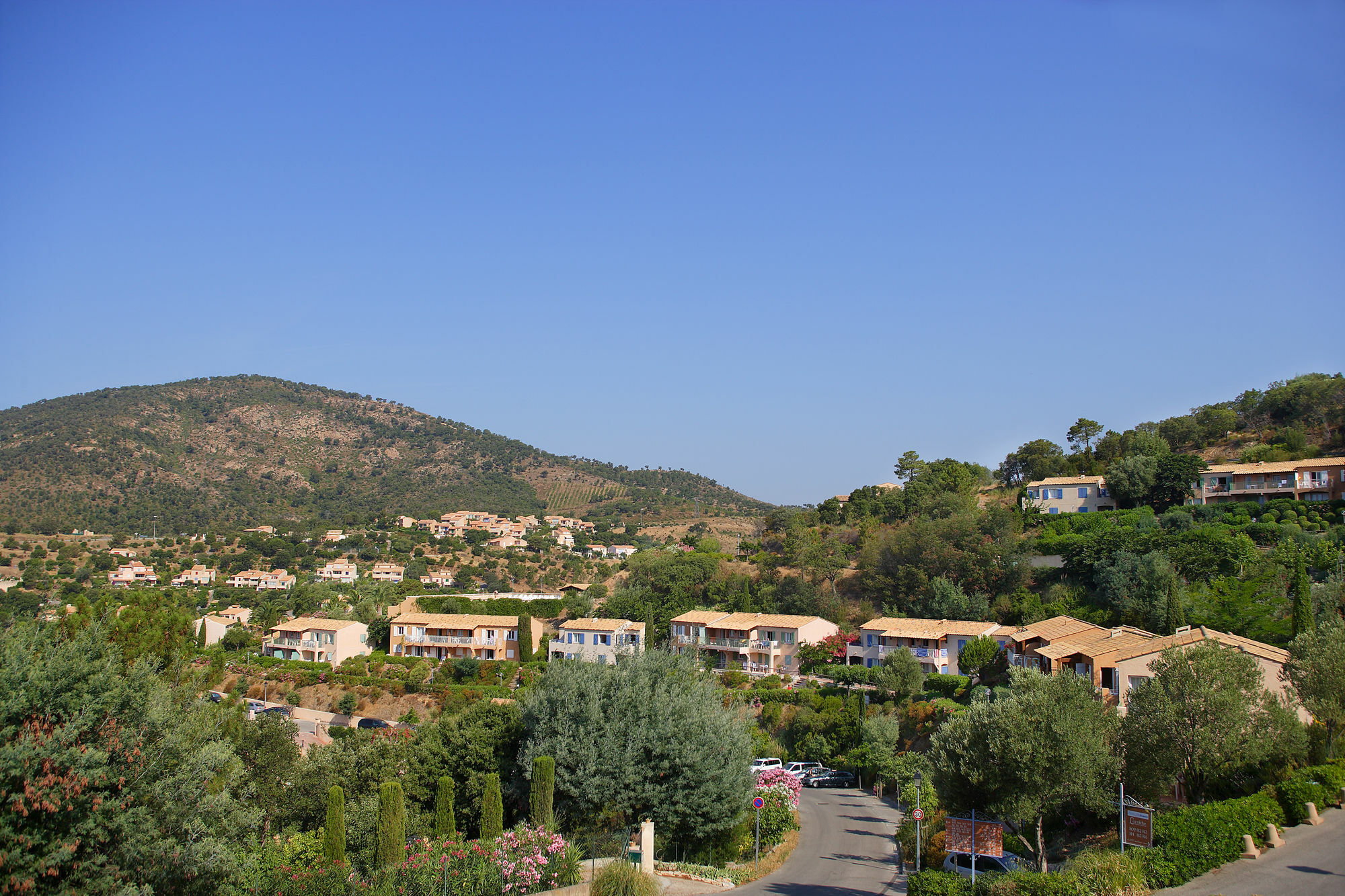 Residence Pierre & Vacances Les Terrasses Des Issambres Les Issambres Eksteriør billede