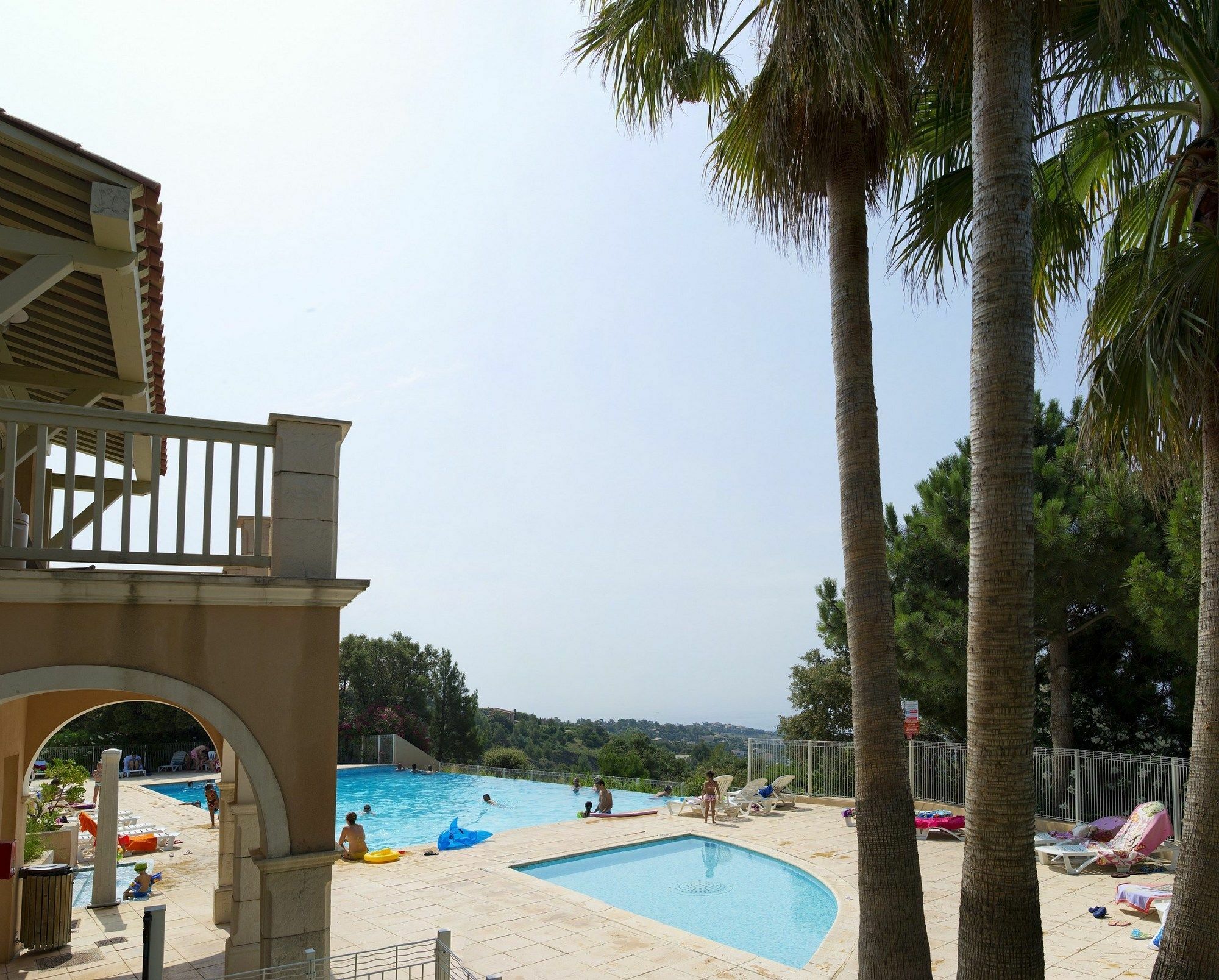 Residence Pierre & Vacances Les Terrasses Des Issambres Les Issambres Eksteriør billede