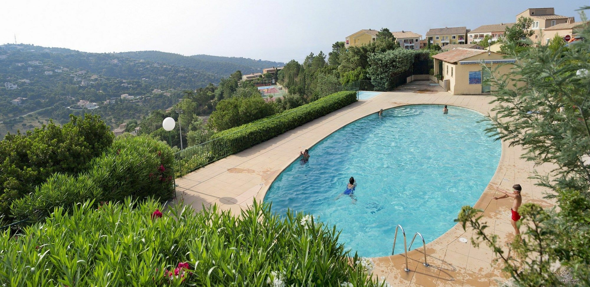 Residence Pierre & Vacances Les Terrasses Des Issambres Les Issambres Eksteriør billede
