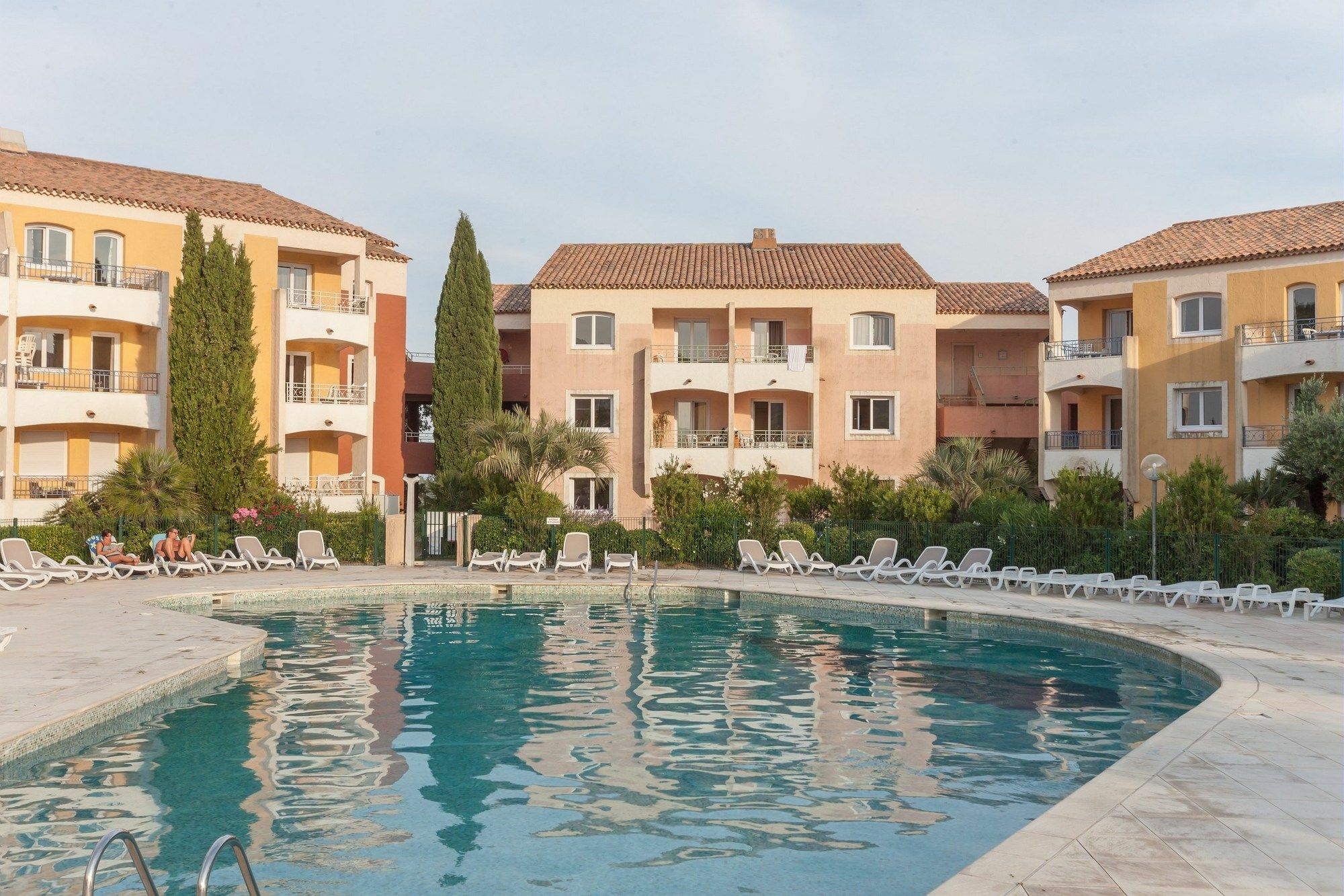 Residence Pierre & Vacances Les Terrasses Des Issambres Les Issambres Eksteriør billede